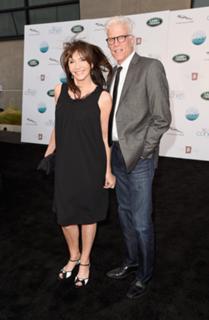 Mary Steenburgen feet photo thumbnail