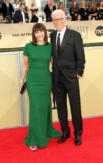 Mary Steenburgen feet photo thumbnail