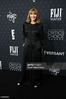 Mary Steenburgen feet photo 1