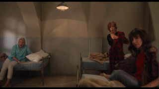 Mary Steenburgen feet photo 1
