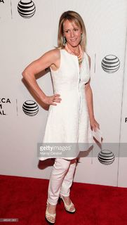 Mary Stuart Masterson feet photo 15