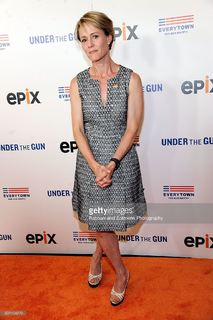 Mary Stuart Masterson feet photo 8