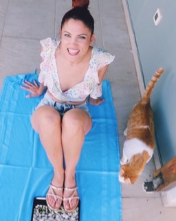 Mary Synatsaki feet photo thumbnail