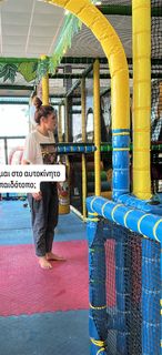 Mary Synatsaki feet photo thumbnail