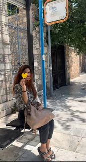 Mary Synatsaki feet photo thumbnail