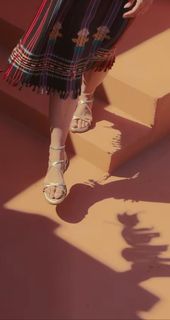 Mary Synatsaki feet photo thumbnail