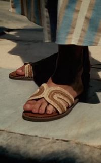 Mary Synatsaki feet photo 9