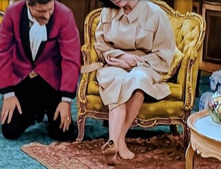 Mary Tyler Moore feet photo thumbnail