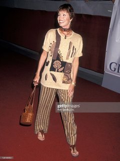 Mary Tyler Moore feet photo thumbnail