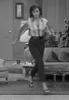 Mary Tyler Moore feet photo thumbnail