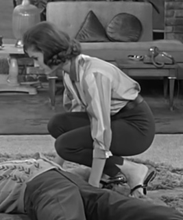 Mary Tyler Moore feet photo thumbnail