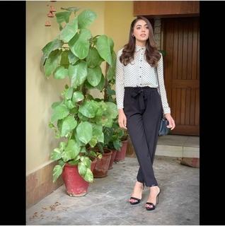 Maryam Noor Sheikh feet photo 10