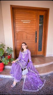 Maryam Noor Sheikh feet photo 14