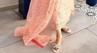 Maryam Noor Sheikh feet photo 7