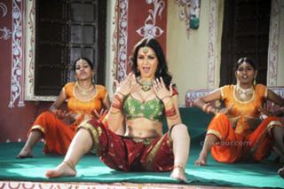 Maryam Zakaria feet photo 8