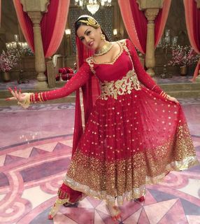 Maryam Zakaria feet photo 15