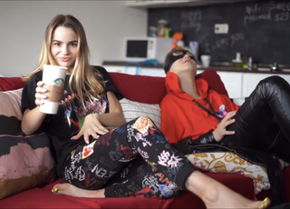 Maryana Ro feet photo 18