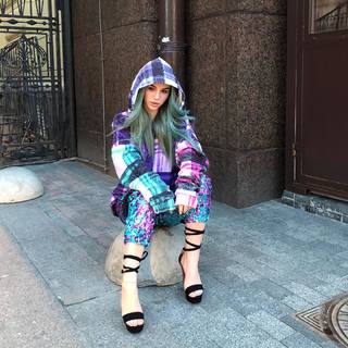 Maryana Ro feet photo 7