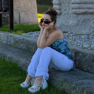 Maryana Ro feet photo 20