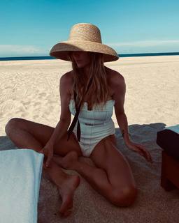Maryna Linchuk feet photo 8