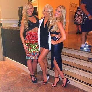 Maryse Mizanin feet photo thumbnail