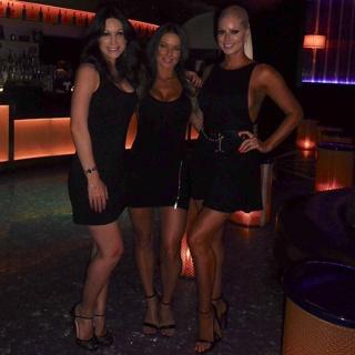 Maryse Mizanin feet photo thumbnail