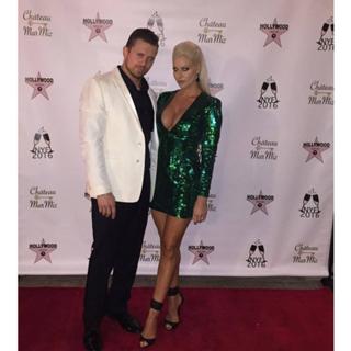 Maryse Mizanin feet photo thumbnail
