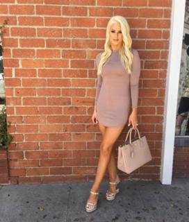 Maryse Mizanin feet photo thumbnail