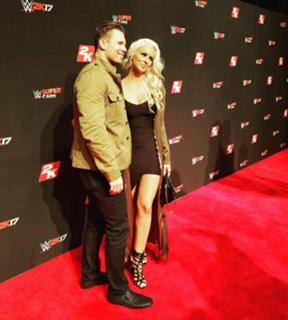 Maryse Mizanin feet photo thumbnail