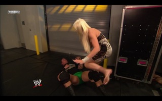 Maryse Mizanin feet photo thumbnail