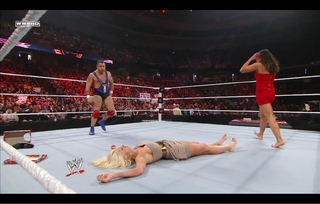 Maryse Mizanin feet photo thumbnail