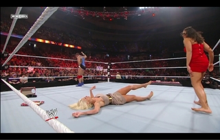 Maryse Mizanin feet photo thumbnail