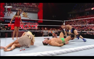 Maryse Mizanin feet photo thumbnail