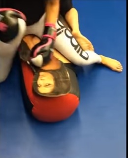 Maryse Mizanin feet photo thumbnail