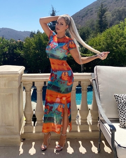 Maryse Mizanin feet photo thumbnail