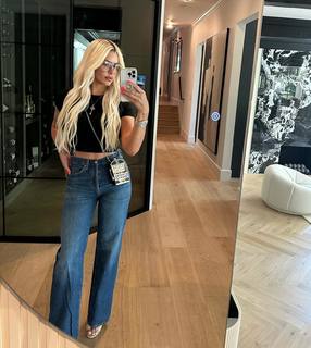 Maryse Mizanin feet photo 5