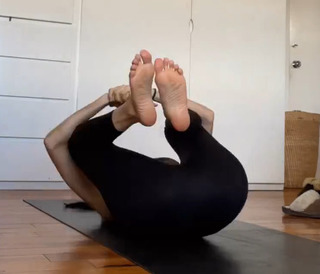María Aura feet photo 2