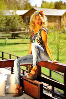 María Del Cerro feet photo thumbnail