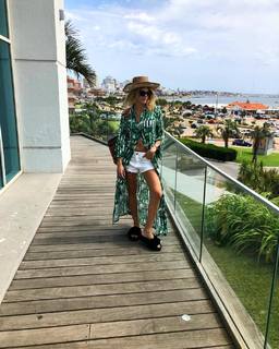María Del Cerro feet photo thumbnail