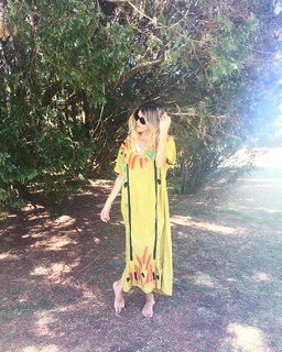 María Del Cerro feet photo thumbnail
