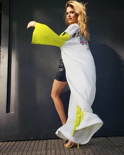 María Del Cerro feet photo thumbnail