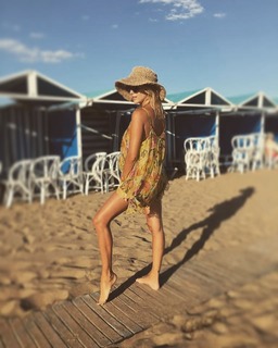 María Del Cerro feet photo thumbnail