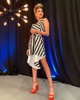 María Del Cerro feet photo thumbnail