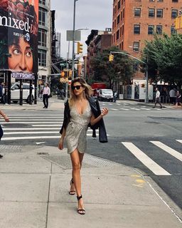 María Del Cerro feet photo thumbnail