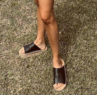 María Del Cerro feet photo thumbnail