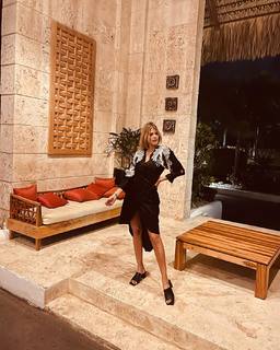 María Del Cerro feet photo thumbnail