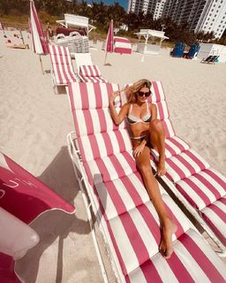 María Del Cerro feet photo thumbnail