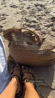 María Del Cerro feet photo thumbnail