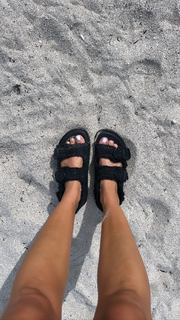María Del Cerro feet photo thumbnail