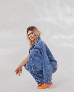 María Del Cerro feet photo thumbnail